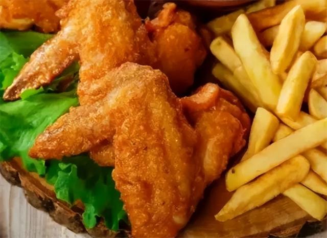 一家三口查出脑梗,与烟酒无关,医生:只因炒菜爱放一样“东西”