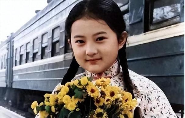 “太意外了!”撒贝宁曾想娶的“小婉君”,如今43岁竟活成这样!