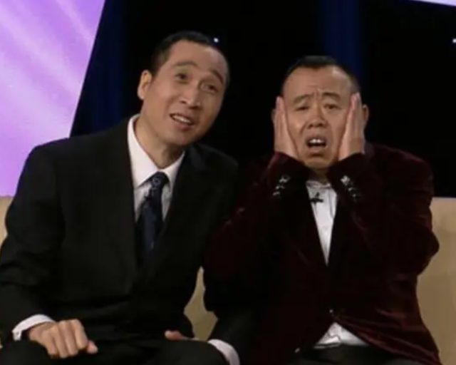 条子哥直播翻车,3万人齐喊“下去”,场面尴尬无奈中下播