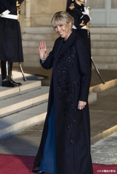 布丽吉特的美丽秘诀,美容保养费高达三位数,时光倒流的优雅