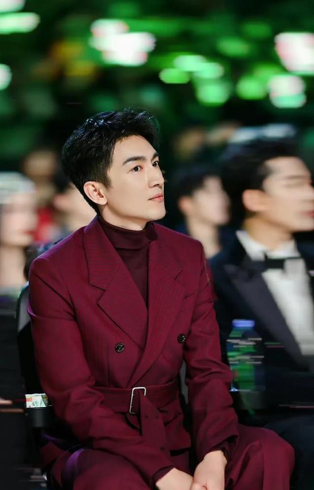 最帅男艺人洗牌，双陈登顶，吴磊第9李现第8于适第7一博3肖战第2