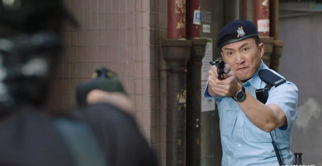 新剧《反黑英雄》首播,看完4集后,我要说:港剧就应该这样拍