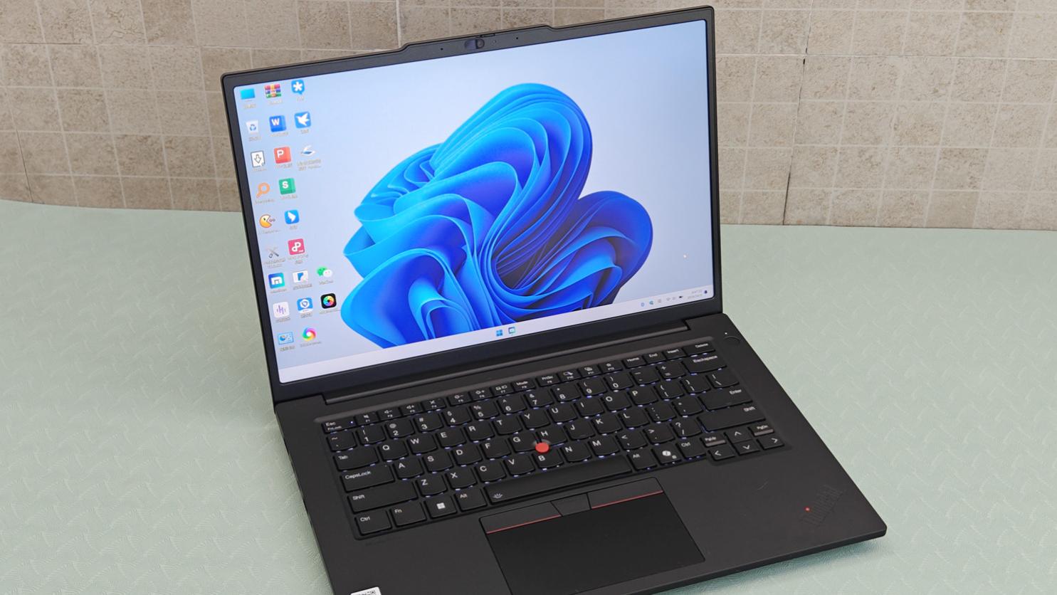 圆梦小红帽，联想ThinkPad T14p 2024上手体验