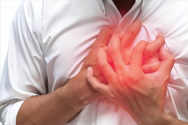 医生强调：超过70岁的老人，宁愿不洗澡有味，也别在这个时候洗澡