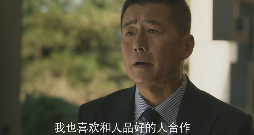 摇头晃脑，面目狰狞？36岁林更新一出手，带来“戏剧博士”教科书式演技