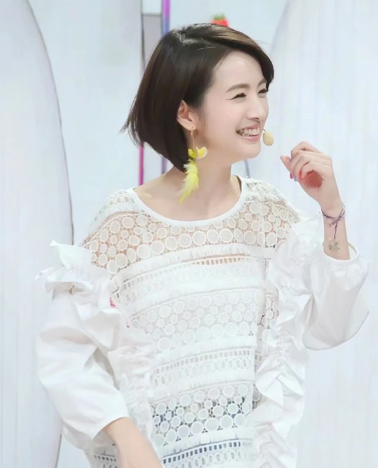 陈哲远|林依晨参加恋爱综艺引发热烈讨论，网友期待其真实魅力绽放