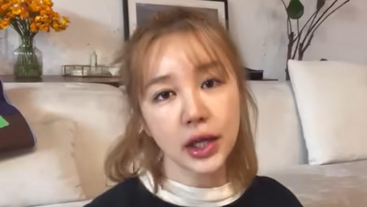 40岁尹恩惠分享视频，换了新发色，面部略臃肿引网友担心