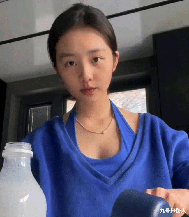 没想到，被批“熟过头”的黄多多，终是为黄磊和孙莉的荒唐买了单