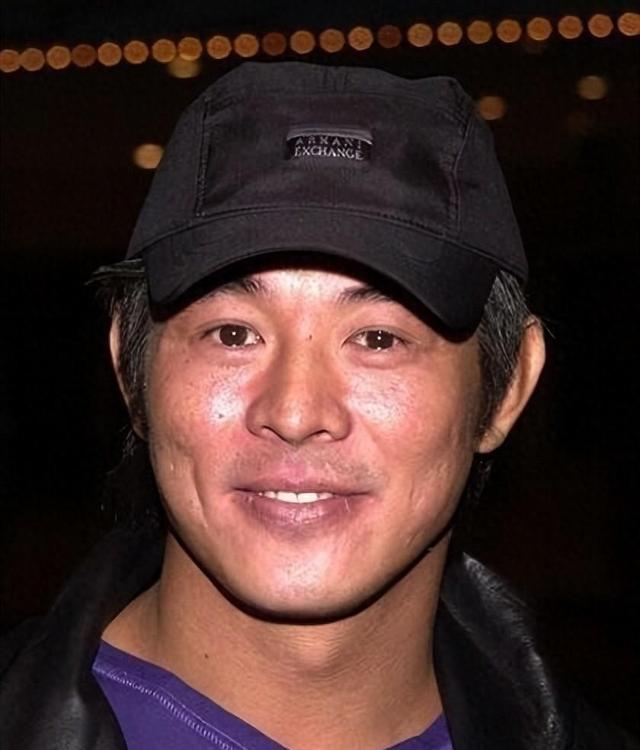 62岁利智老了刻薄相,素颜再没了早年的貌美,远不如李连杰前妻!