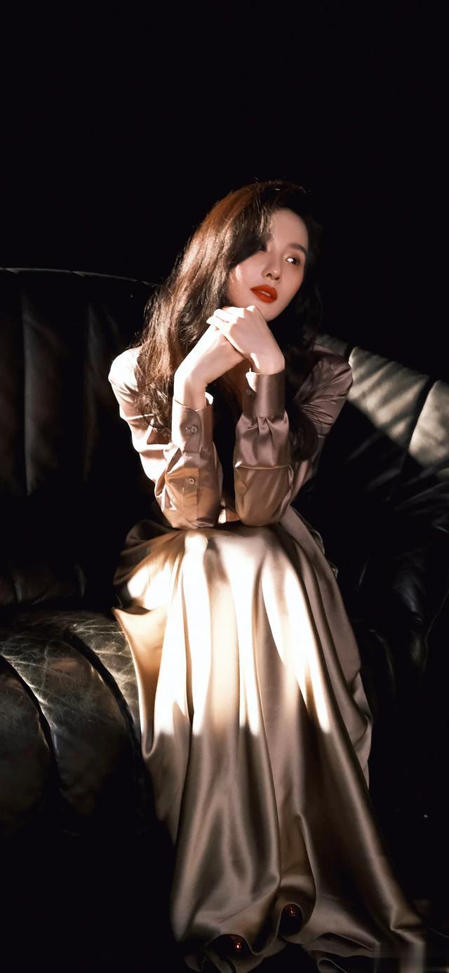 刘诗诗37岁身材依旧火辣,背后隐藏了哪些不为人知的秘诀?