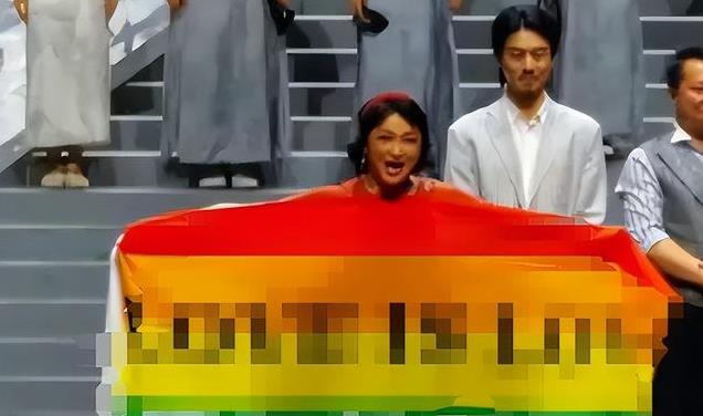 金星宣扬同性恋致演出被取，跑国外告状，节目上大诉苦水阴阳怪气