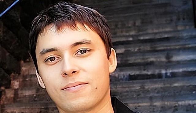 2006年三個少年以16.5億美元賣掉的一個網(wǎng)站，現(xiàn)價值2278億元