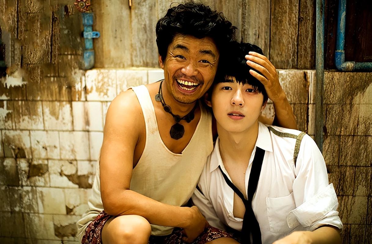 神仙打架!陈思诚成中国影史票房最高导演网友替饺子鸣不平