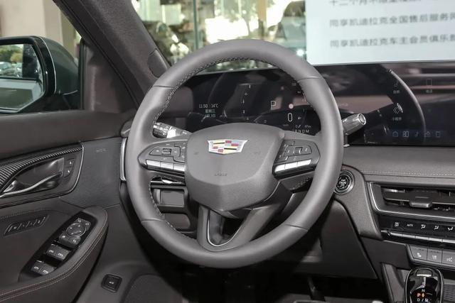 跌至20万多，2.0T+10AT+电磁悬架，比3系C级都实在