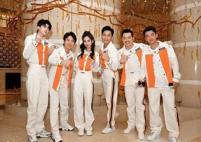 唐艺昕|《庆余年2》大火，网友期盼张若昀上跑男宣传，顺便为唐艺昕报仇