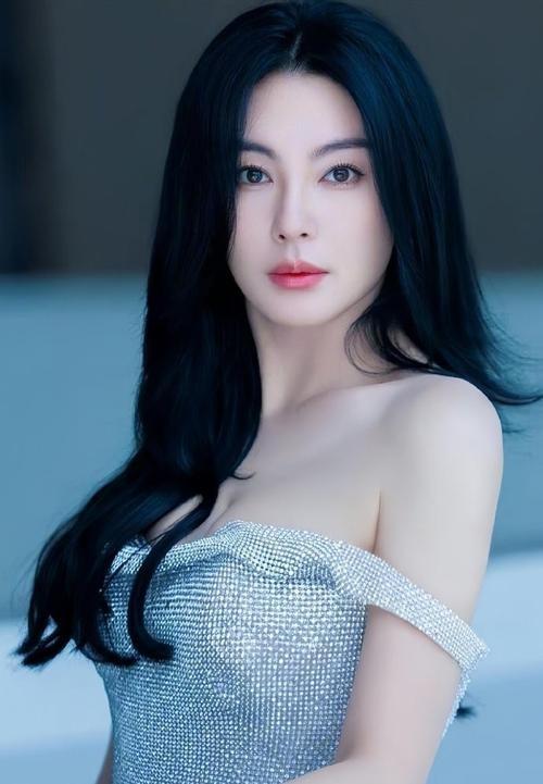 张雨绮完了?葛晓倩釜底抽薪,将其代孕合同发给广电,细节炸裂