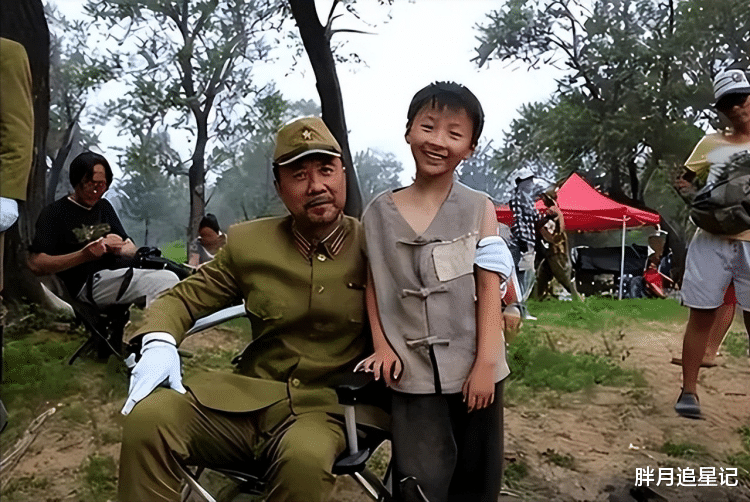 原来他早已离世!演了一辈子大佐,一家人定居日本,66岁魂断异国