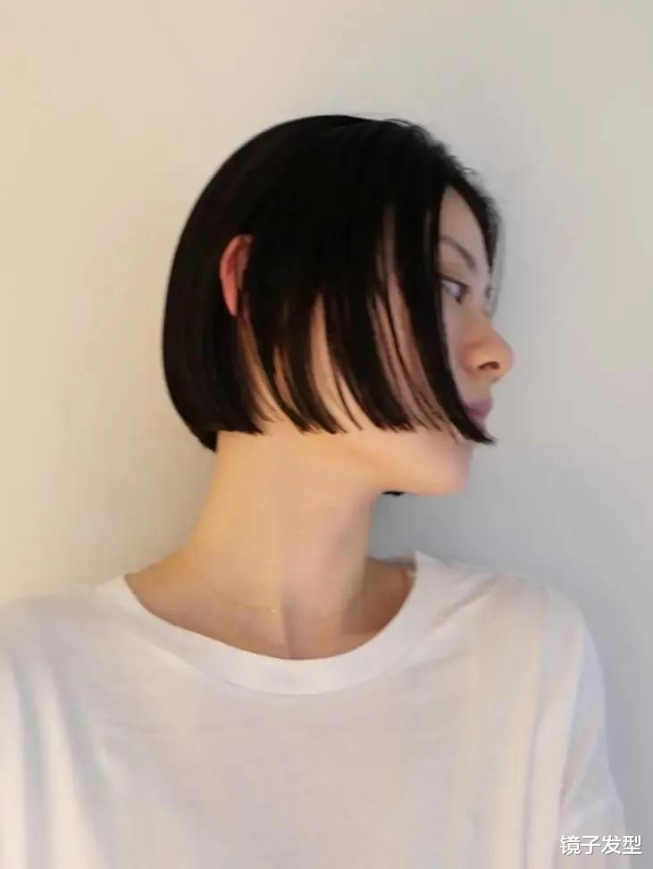 最具辨识度的发型,一刀切齐脸发,回头率真高