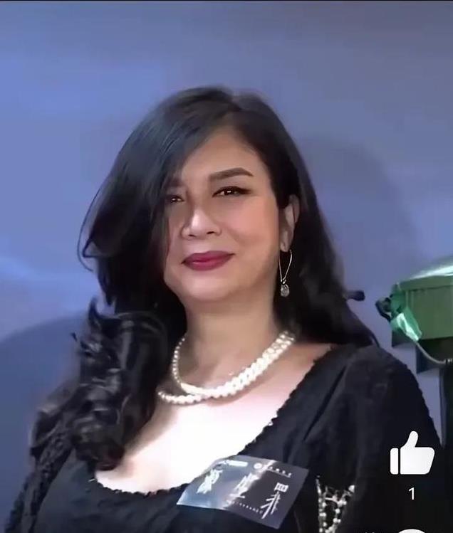 最是人间留不住！如今的“糟老婆子”，年轻时也曾是“一眼万年”