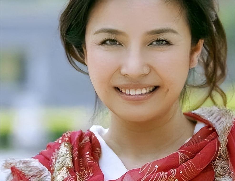 曾被誉为“内地王祖贤”,如今却沦为“胖大妈专业户”,她怎么了