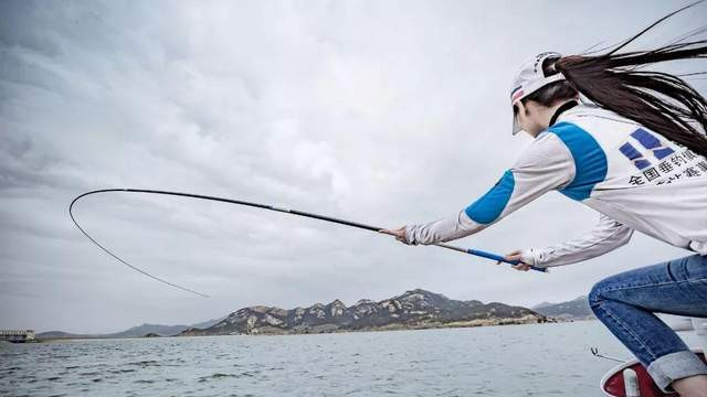 夏日户外钓鱼指南：轻松避开钓鱼误区，巧钓刮风天！