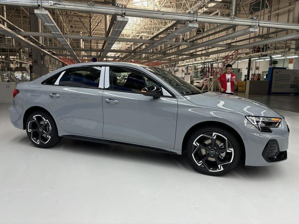 最便宜的奥迪车，预售17.59万配1.5T，现款从20万直接降到12万