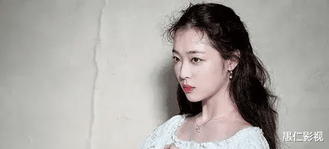 抛弃初恋张国荣、17岁未婚先孕,被大15岁男友玩弄7年,如今怎样