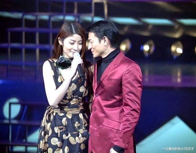 同为52岁的香港天后,如果可以选,你更想成为谁?