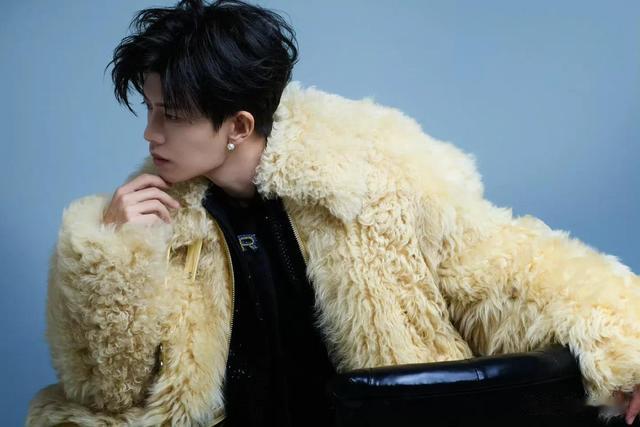 跨年晚会一夜，最帅男艺人洗牌，酷盖登顶，于适第9嘉伦第8李现6