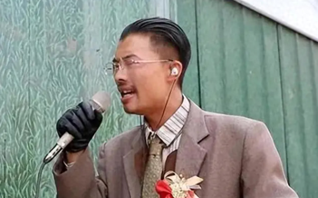 走红不到半年，郭有才本性暴露无遗，潮水退去才看清了谁“裸泳”