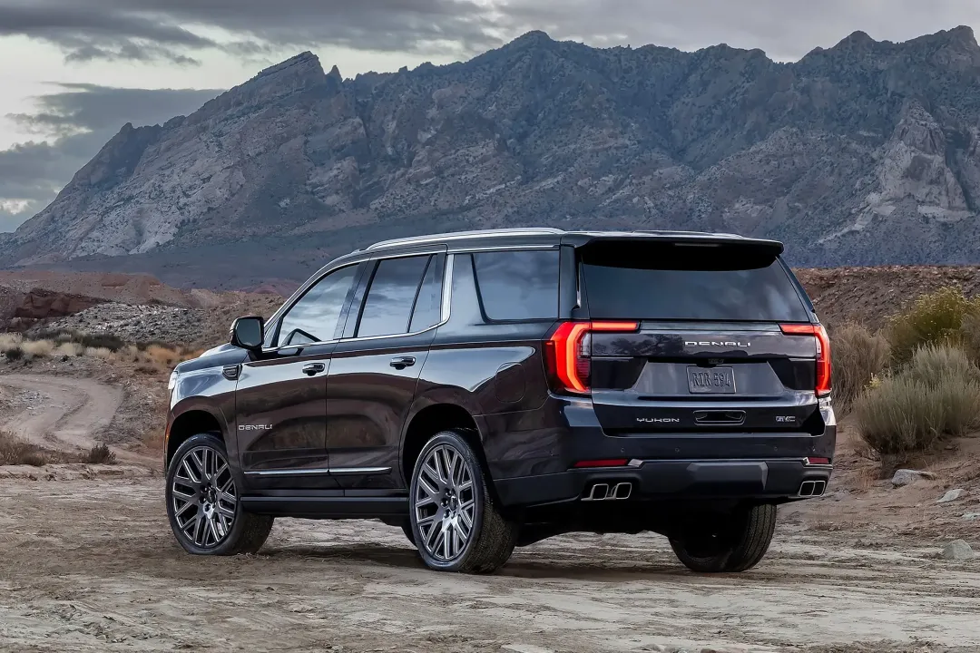 V8动力有戏?5.3米大6座总统座驾,全球同步亮相广州车展!