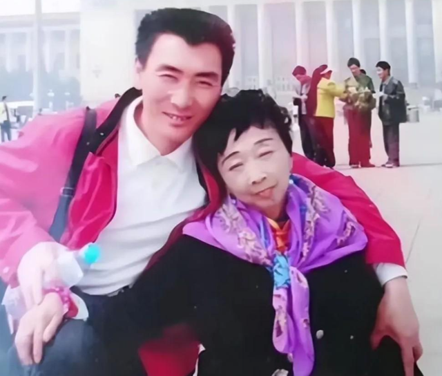 李玉成终于说出了实话 公开吐槽马玉琴年纪太大,结婚28年疑似后悔