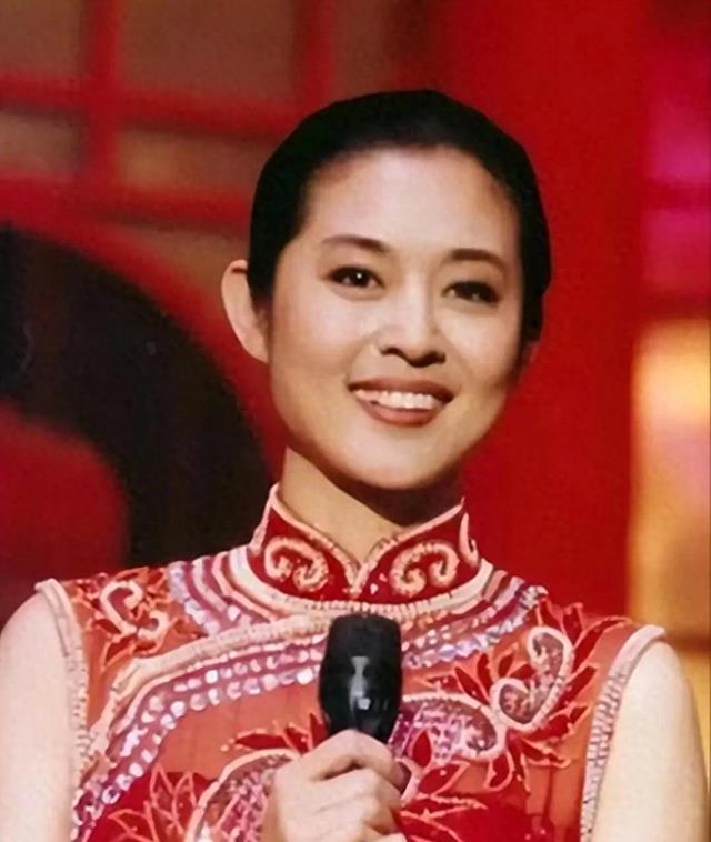 刘晓庆：我曾经是中国首富 倪萍：税前还是税后？倪萍三怼刘晓庆