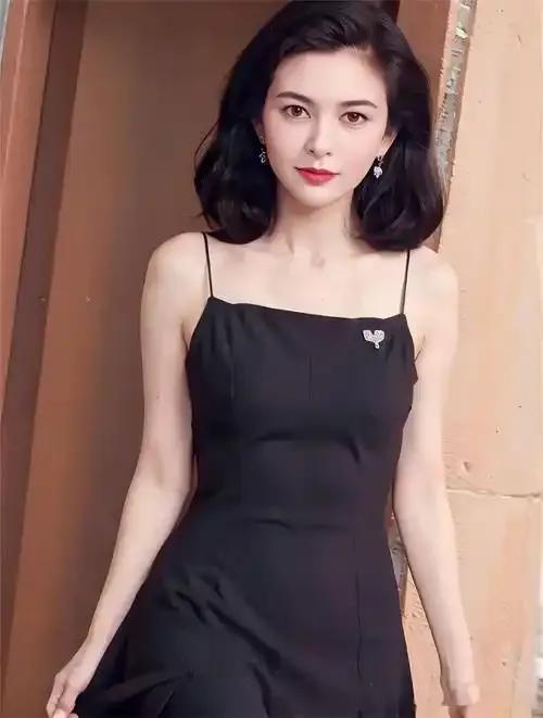 老牛吃嫩草!62岁的关之琳新恋情曝光,男友竟是小她35岁的模特