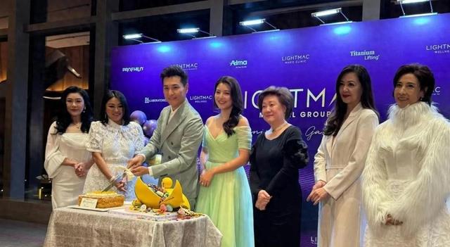 TVB视帝夫妇获续约直言酬劳不错,港姐太太盼追生儿子凑成好字