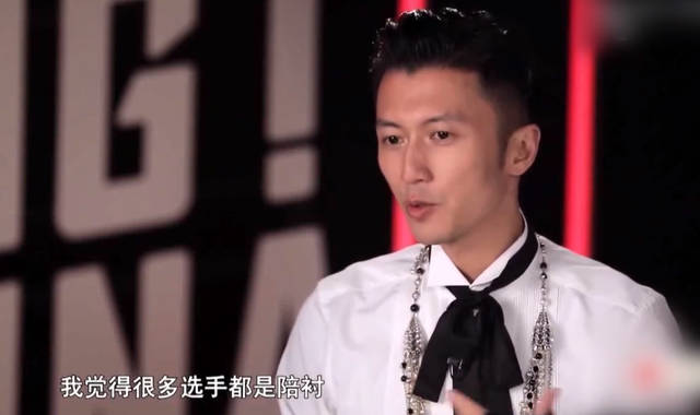 单依纯|大四学生单依纯：出道三年两上春晚！是老天爷赏饭吃还是家有矿？
