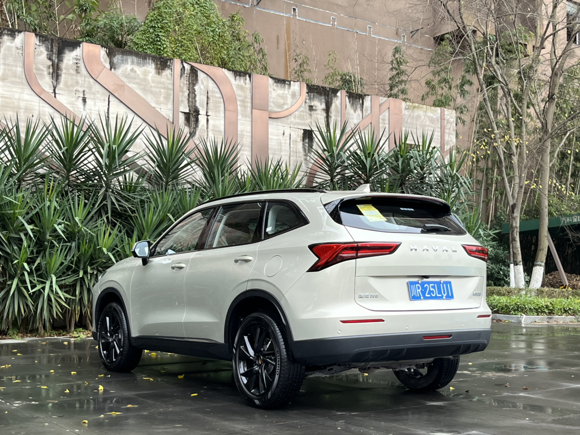 准新车哈弗H6Ultra版，900公里一手车，家用SUV高性价比之选