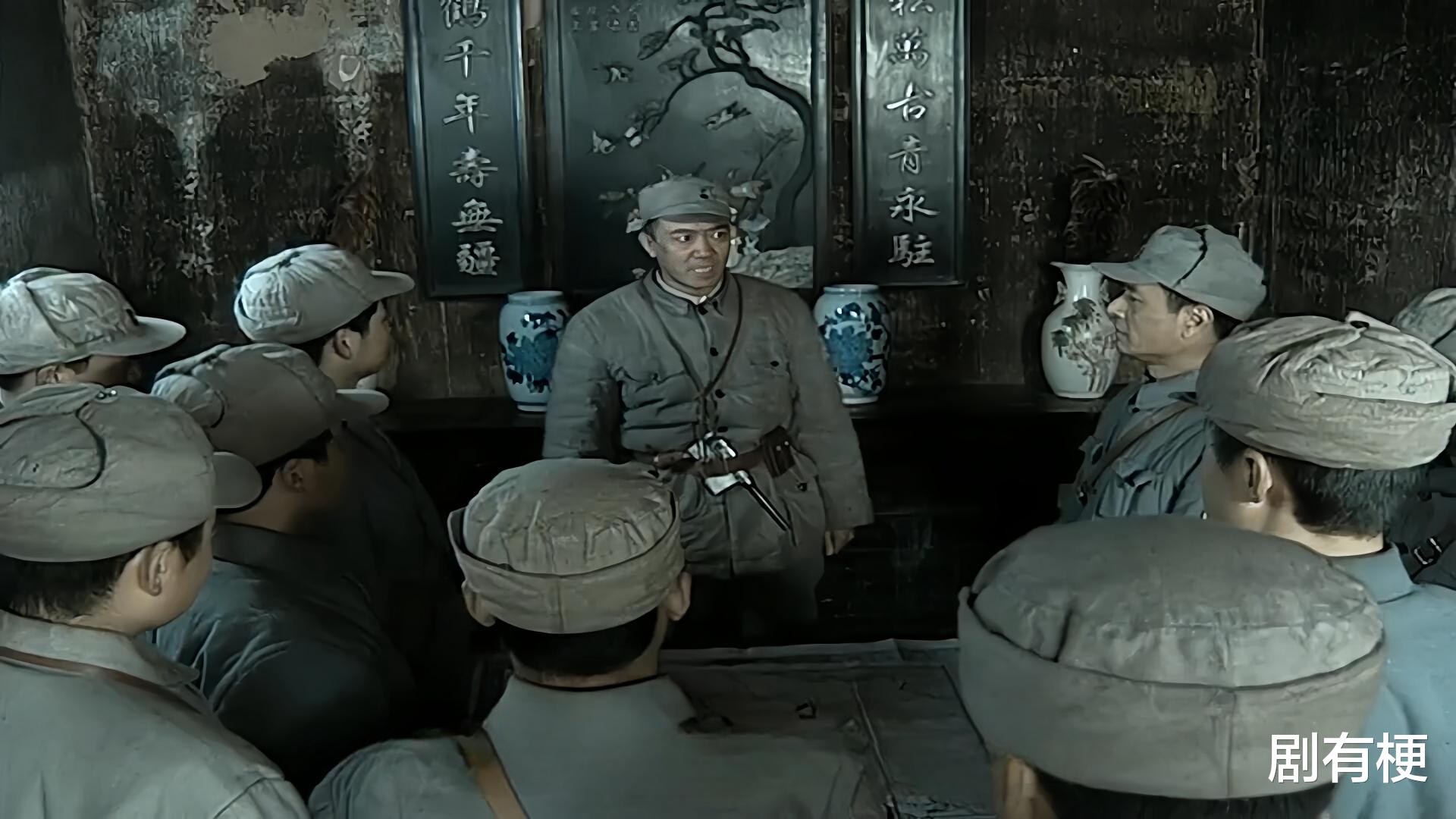 《亮剑》李云龙为什么只能指挥团级作战?毕竟他最后都当上军长了