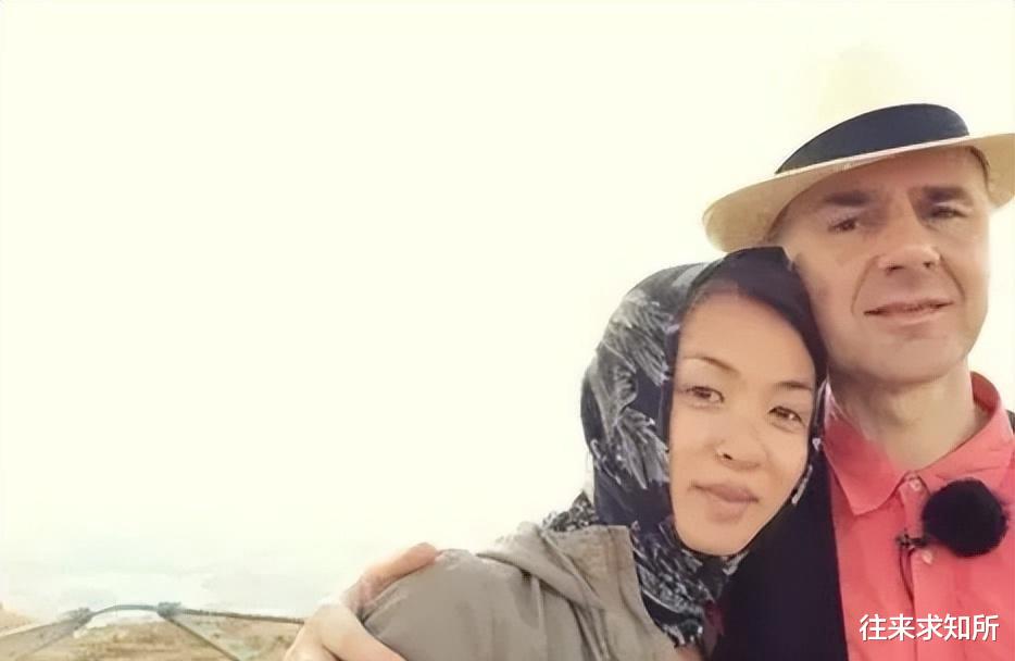 金星第一任妻子貌美如花，离婚时还身怀六甲，如今怎样了