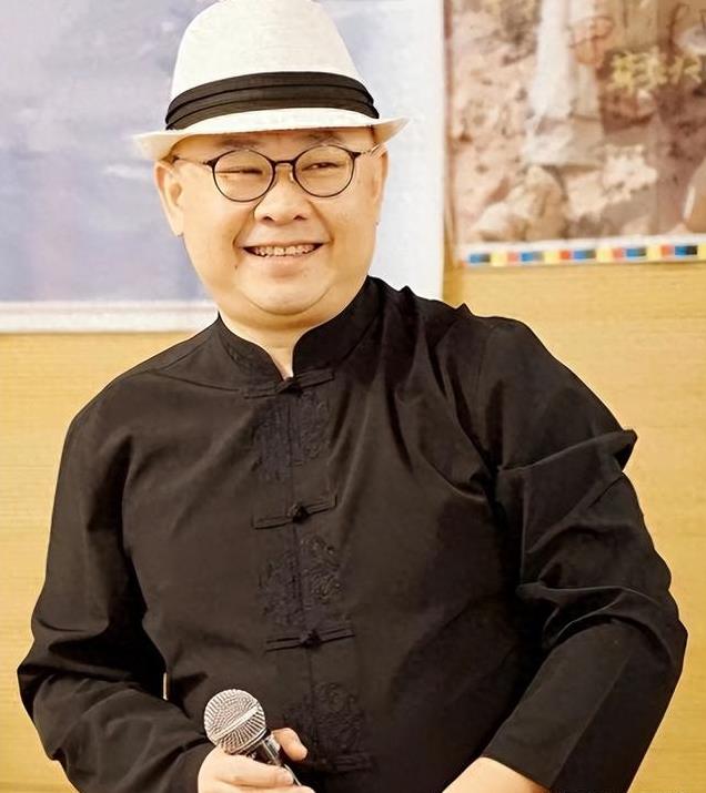 2025蛇年春晚官宣:岳云鹏遭抵制,流量明星成香饽饽,刀郎压力大