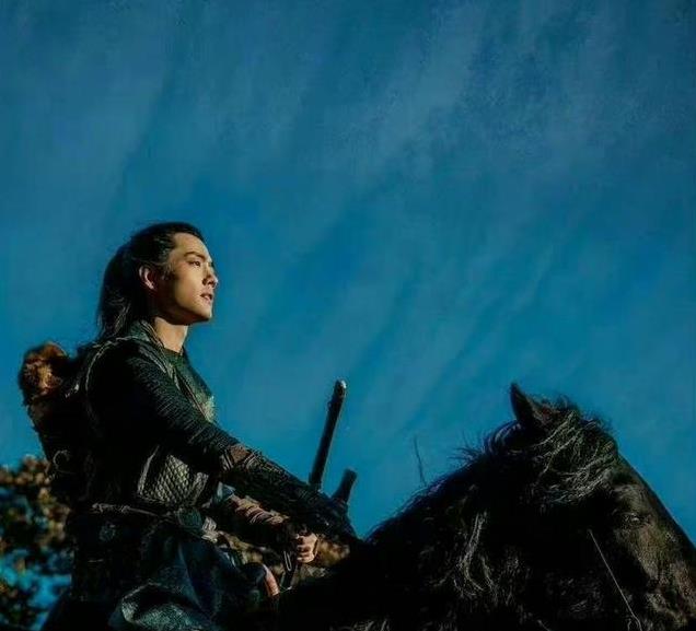 央视力推的影版《射雕》,没上映就骂声一片,差评理由还出奇一致