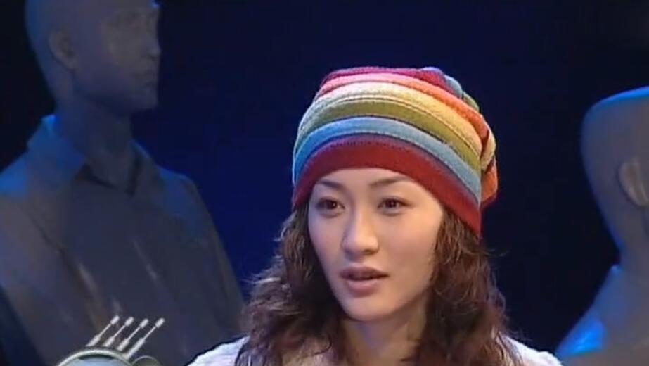 “生图王者”李小冉，都说她不上镜，但狗仔的偷拍图没一张颜垮的