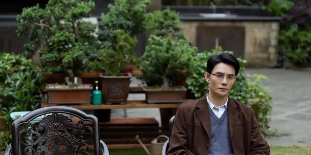 正午阳光力捧的8大男星,有人享“亲儿子”待遇,有人却扶不上墙