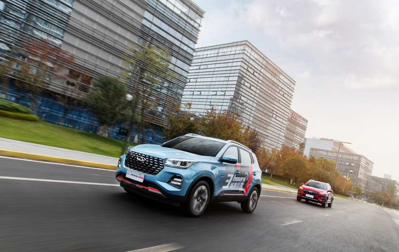 奇瑞终于“想通了”!自动挡SUV,限时一口价4.99万起,还敢终身质保