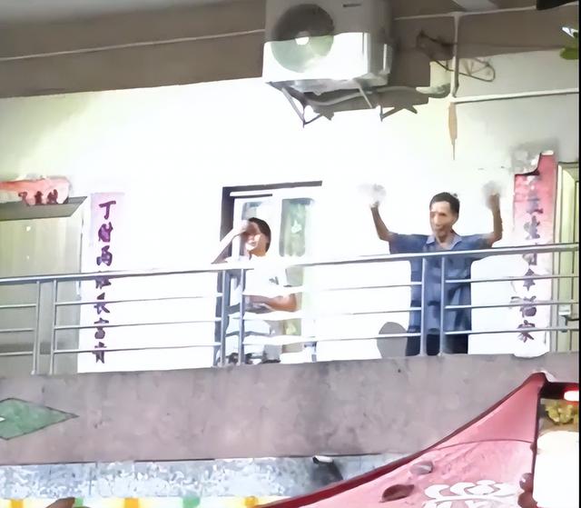 报警吧,全红婵!