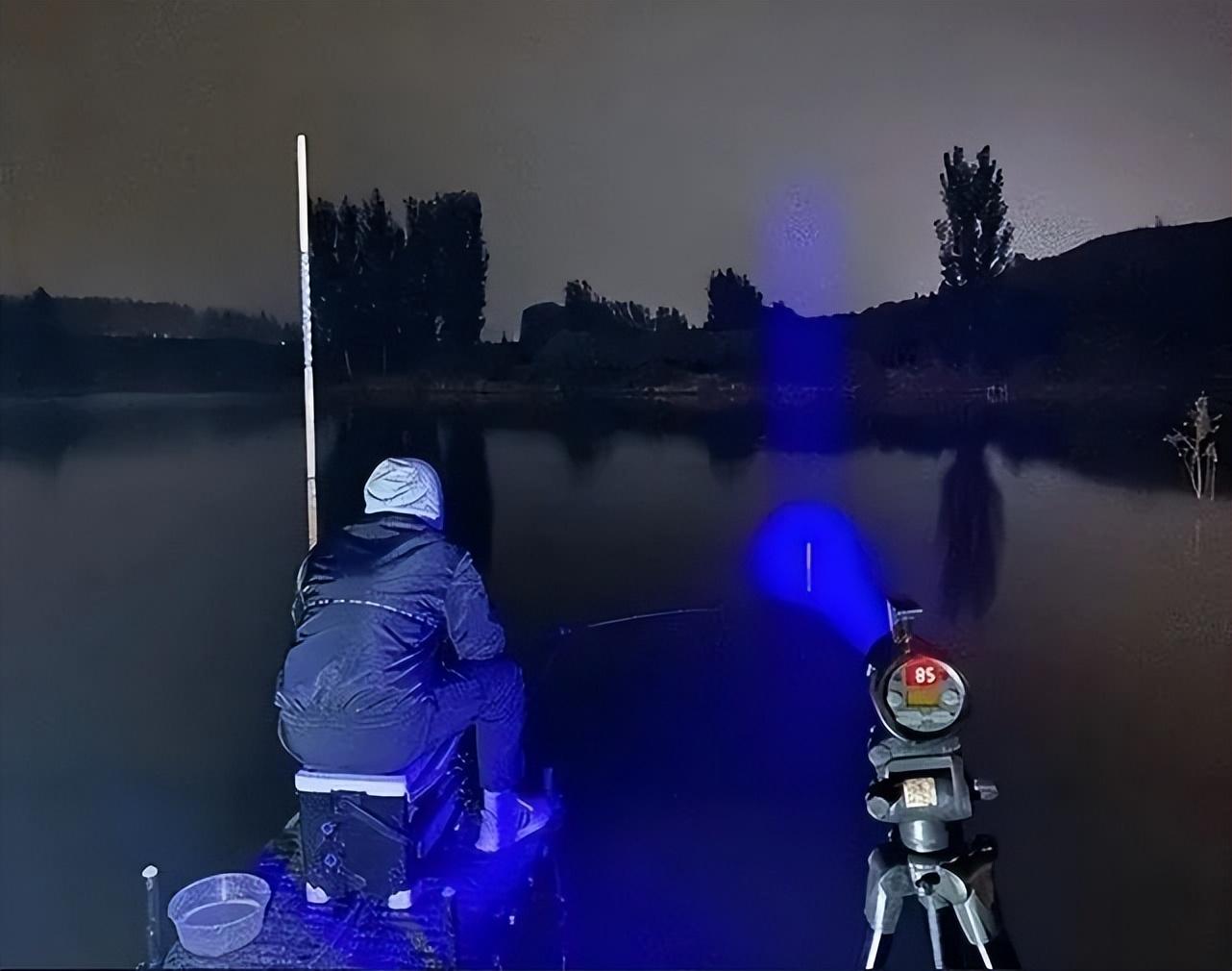 春天来了，鲫鱼三餐“开饭时间”有变，要想连竿要抓住时间段