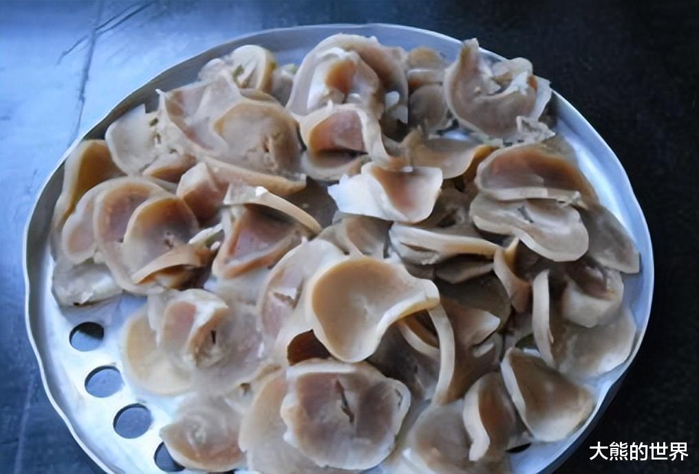 趁着太阳好，记得把4种蔬菜晒成干，留到秋冬炖肉吃，别提多香了