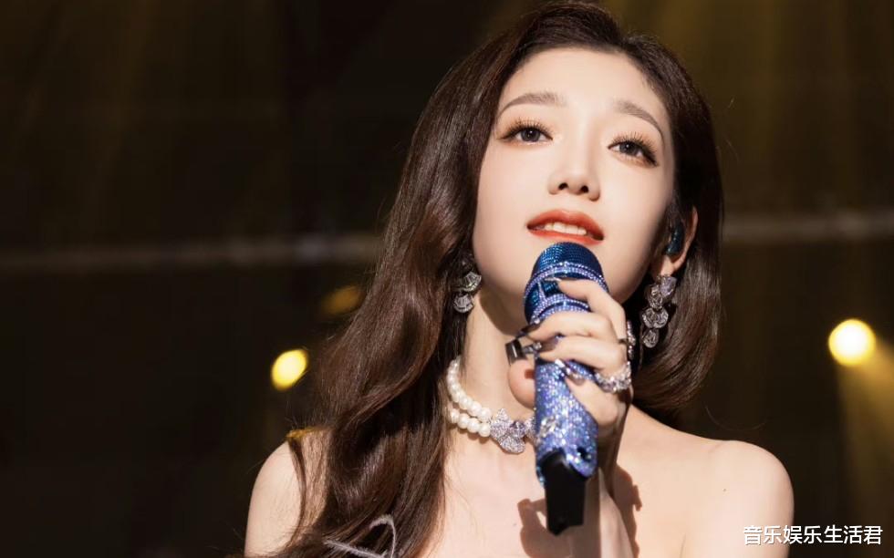 蓝台《歌手》节目上线,《有歌2024》邀10位顶级歌手,赛制无新意