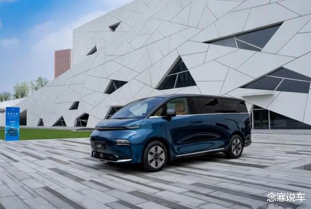 吉利翼真L380来了!车长5316mm,双独立座椅配液晶屏,续航825km