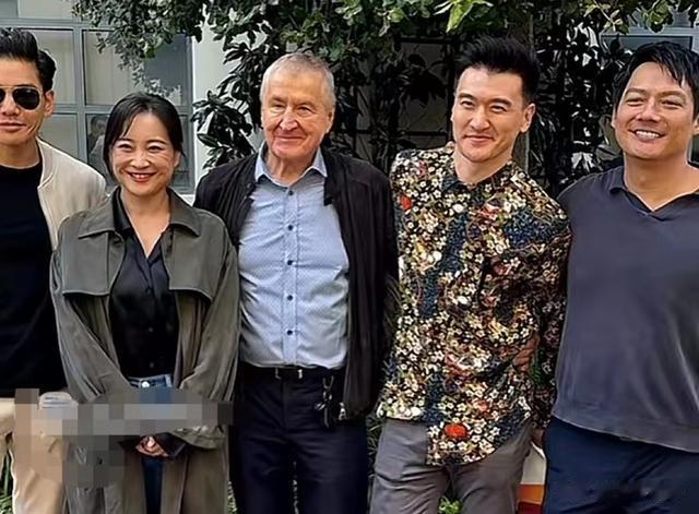 太打击人了！贾玲减肥100斤，网友却称：变老了，脸上褶子太多了